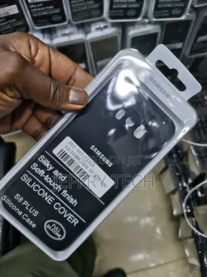 Oakxco for Samsung Galaxy S8+ Liquid Silicone Soft Rubber