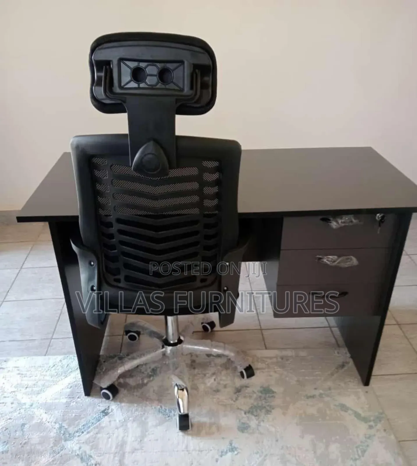 Fabalaxe Headrest Chair and Studying Desk