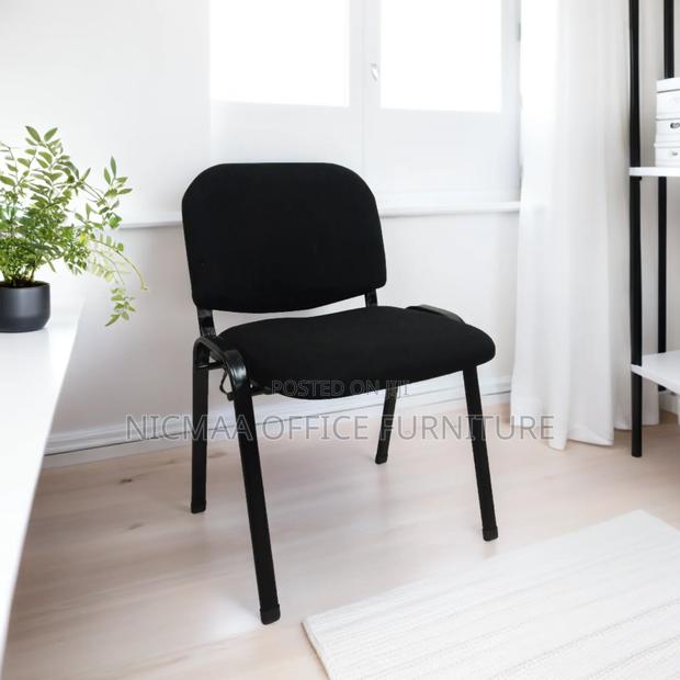 Toscar Visitors Chair