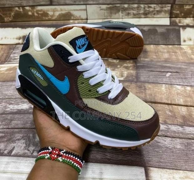 Quality Unisex Leather Airmax Sneakers Shoes Available - main view