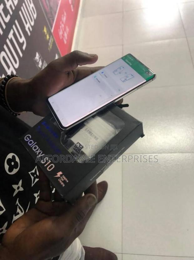 Samsung Galaxy S10 Plus 128 GB Black - thumbnail 2