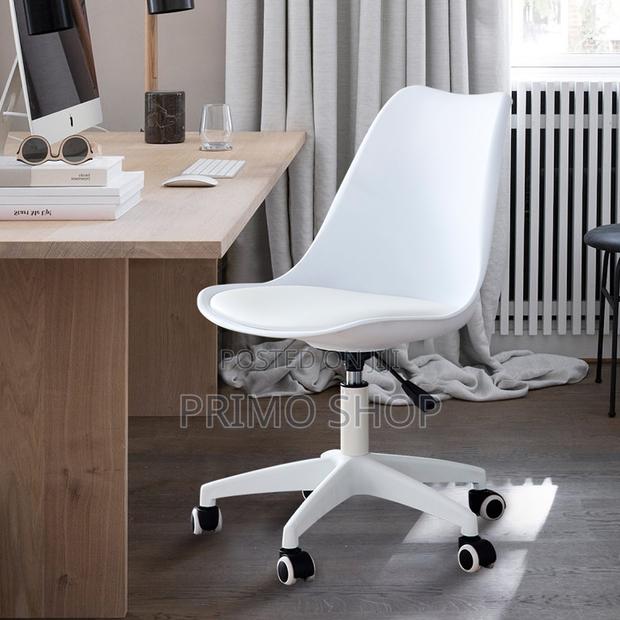 Office Chair; Fancy Eames Swivel Office Chair - thumbnail 3