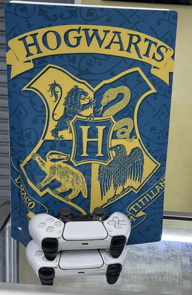 Fairly Used Sony Ps5 Standard - main view