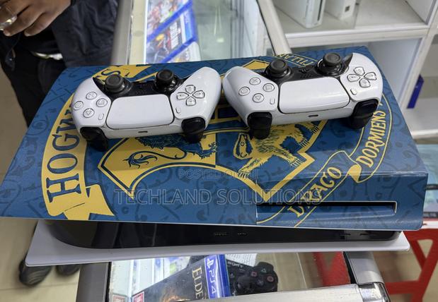 Fairly Used Sony Ps5 Standard - thumbnail 4