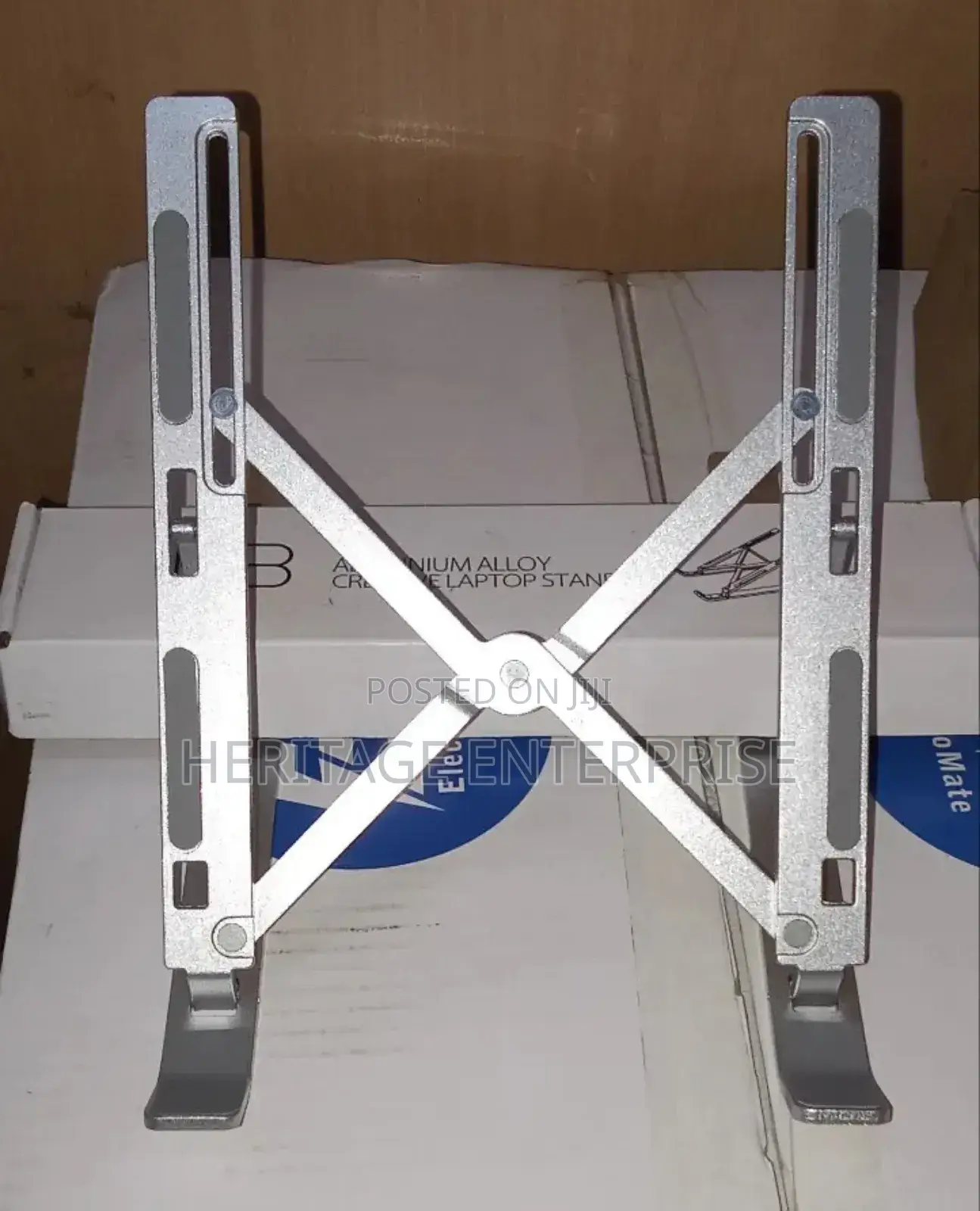 Laptop Stand, Metallic Foldable Stand