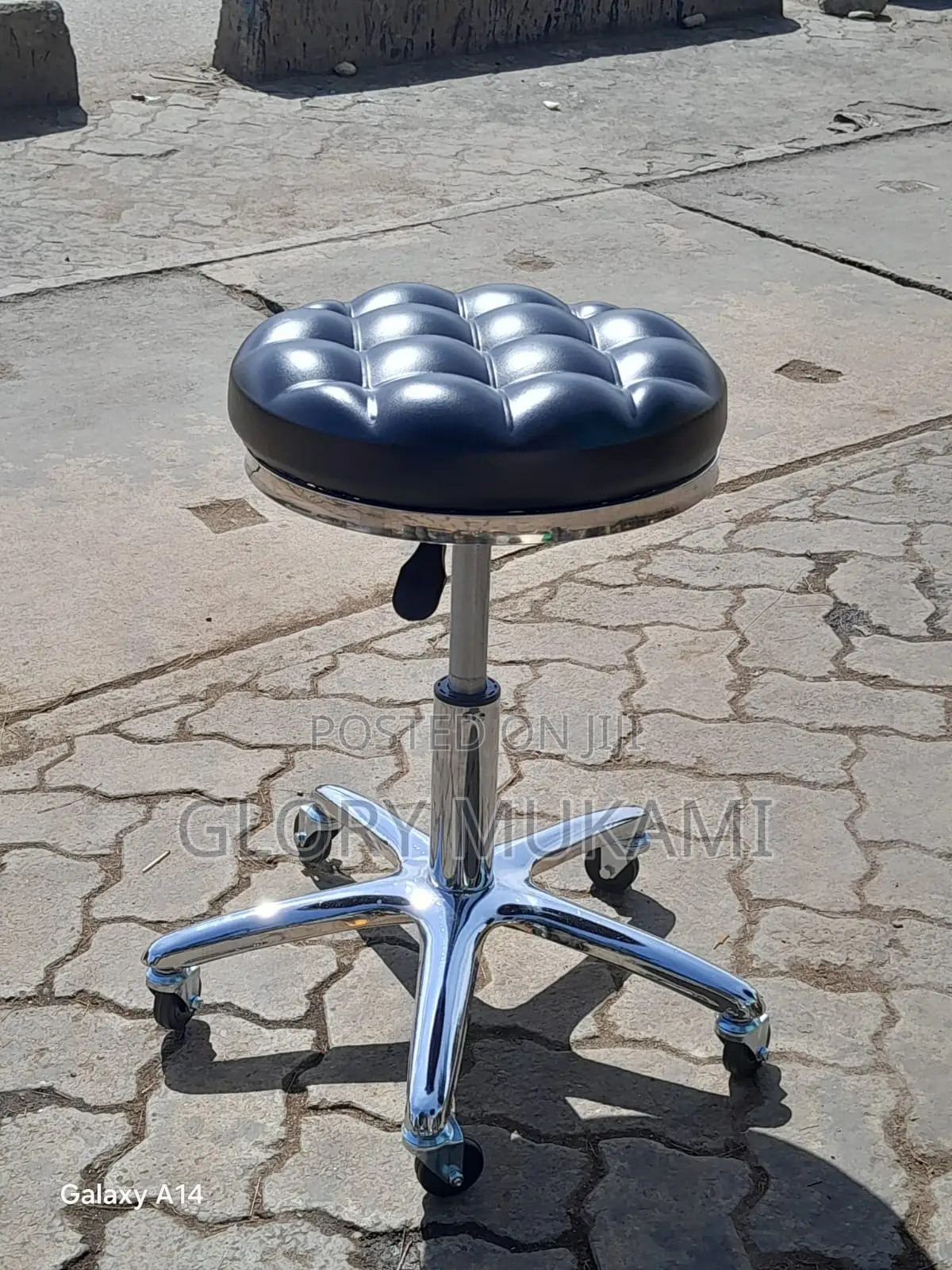 Black Leather Pedicure Stool Adjustable