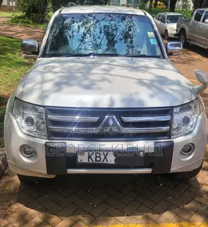 Mitsubishi Pajero 2007 White