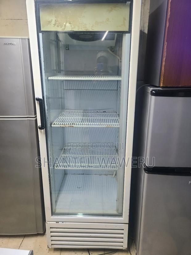 White Display Fridge - thumbnail 2