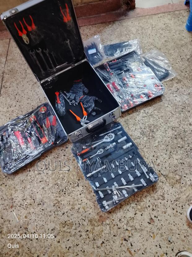 Multipurpose Hand Toolset/ Spanner Set - main view