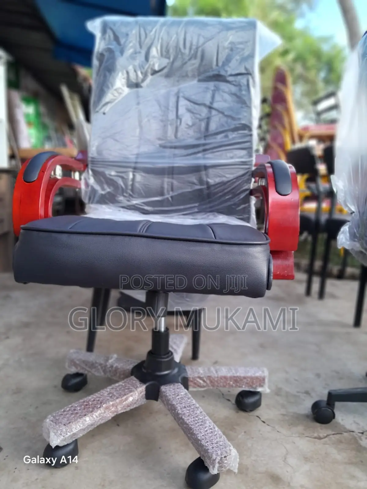 Bishop Office Executive Chair
