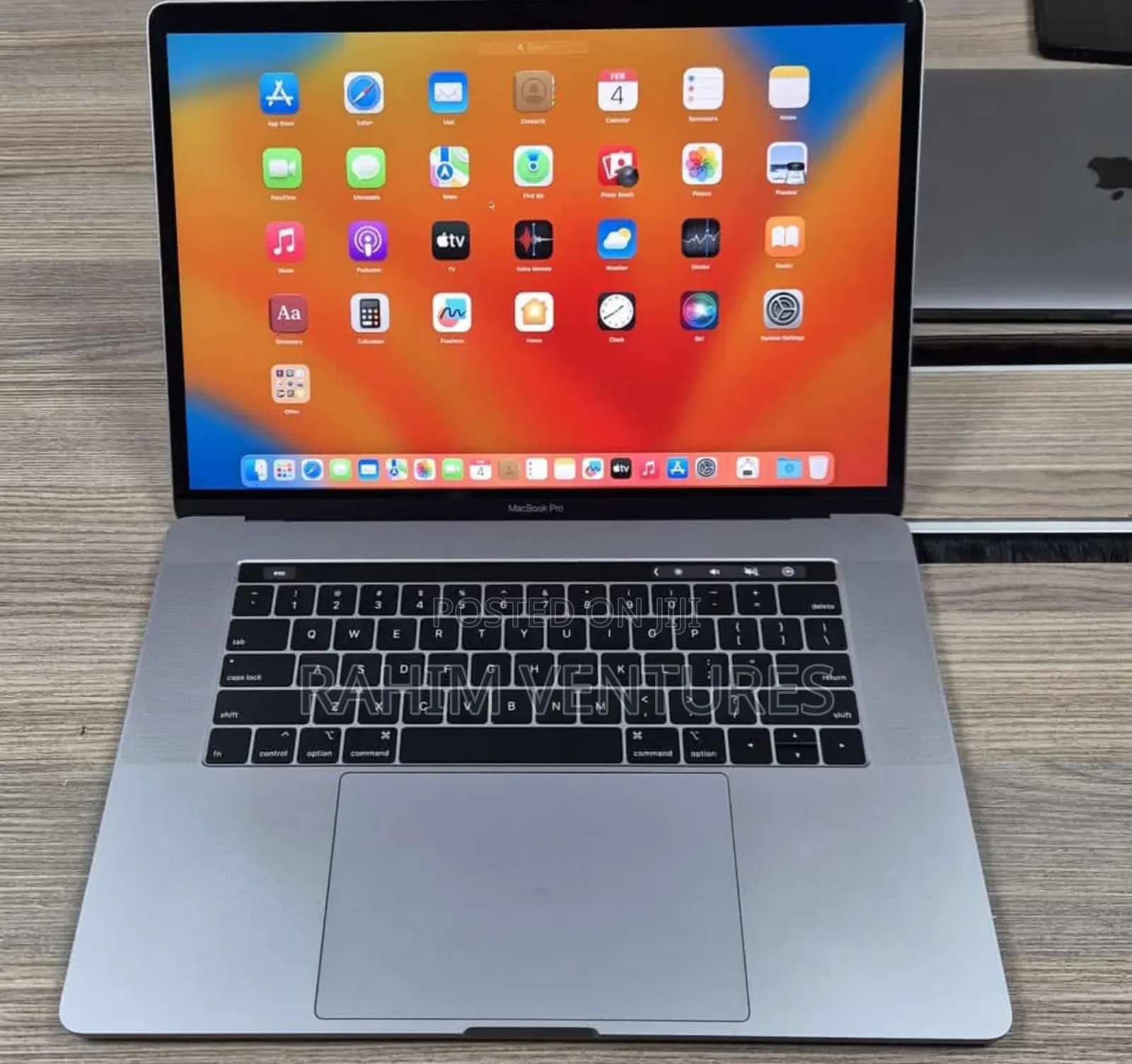 Laptop Apple MacBook Pro 2018 32GB Intel Core i9 SSD 1T
