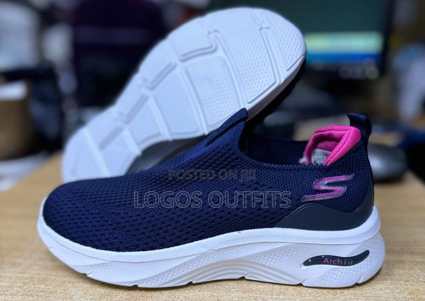 Original Ladies Skechers Sneakers