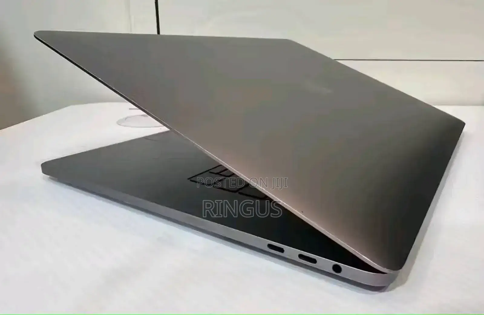 Laptop Apple MacBook 2017 16GB Intel Core I7 SSD 512GB