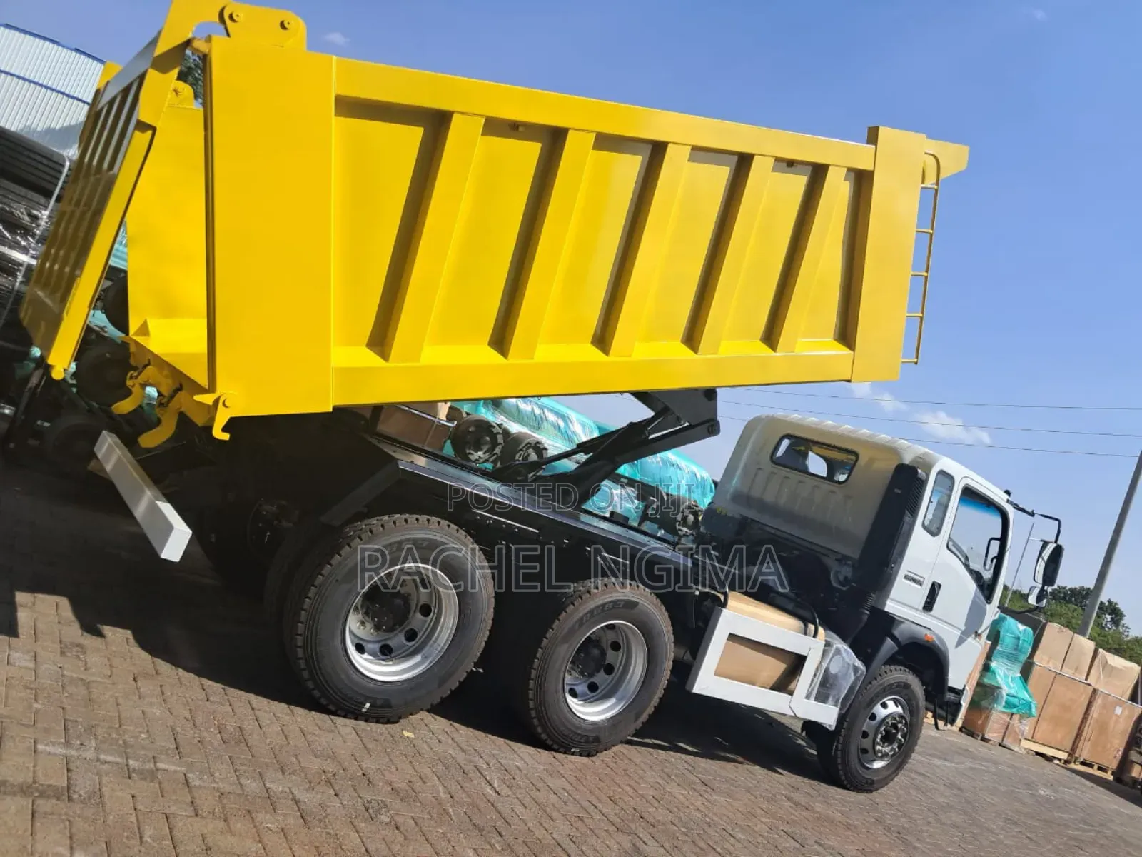 H3 Tipper 220hp