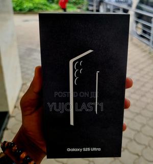 New Samsung Galaxy S25 Ultra 512 GB White - main view