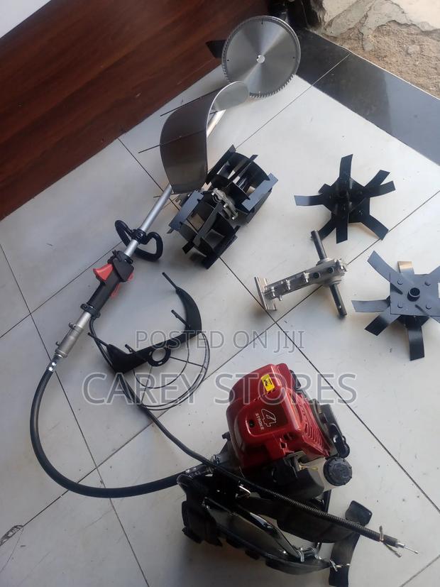 4 Stroke Brush Cutter - main view