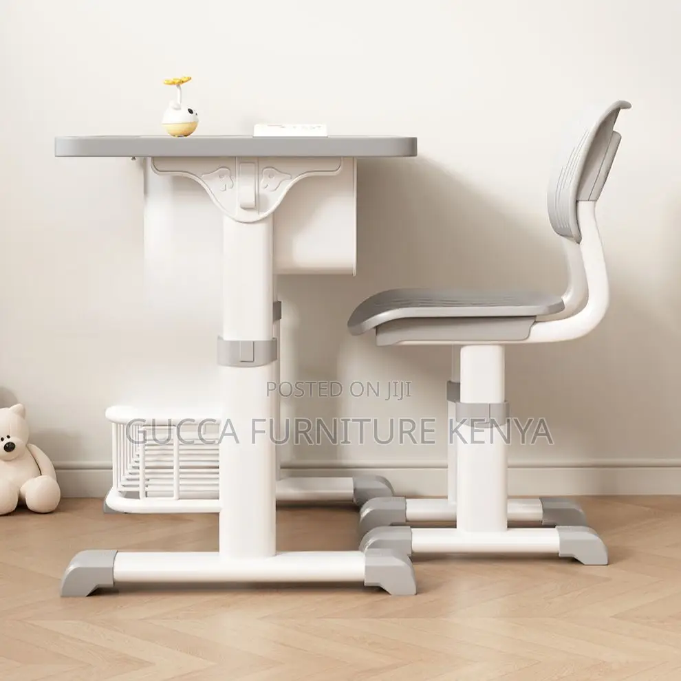 Kid's Furniture:Light Yellow Home Children's Desk With Chair