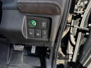 Honda Vezel 1.5 Hybrid 2WD 2019 Black