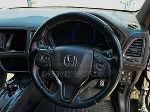 Honda Vezel 1.5 Hybrid 2WD 2019 Black
