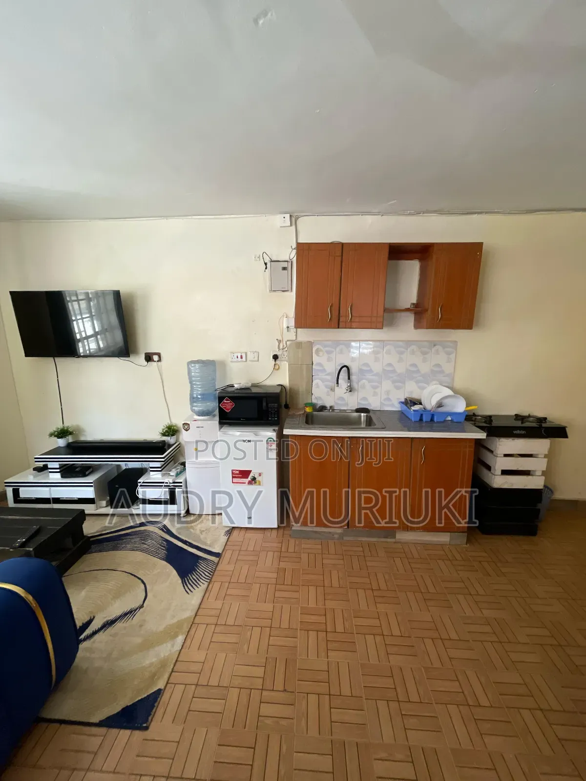 Charming Studio Airbnb TRM Drive Gate C Roysambu Thika Rd