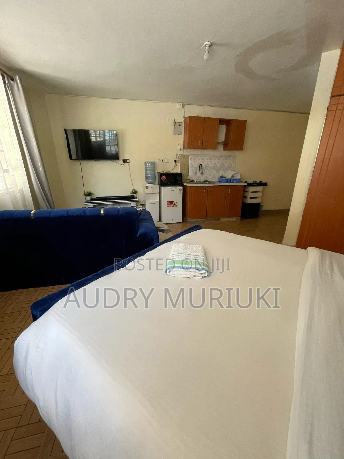 Charming Studio Airbnb TRM Drive Gate C Roysambu Thika Rd