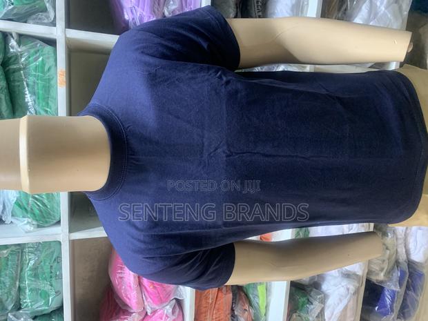 Plain Tshits - thumbnail 3