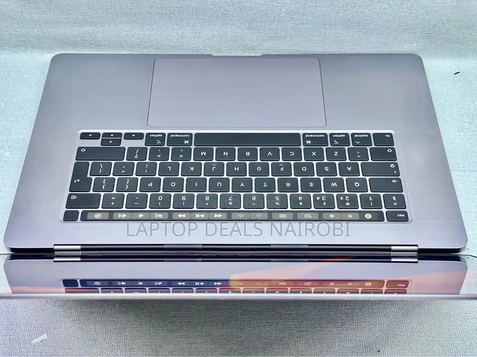 Laptop Apple MacBook Pro 64GB Intel Core I9 SSD 2T