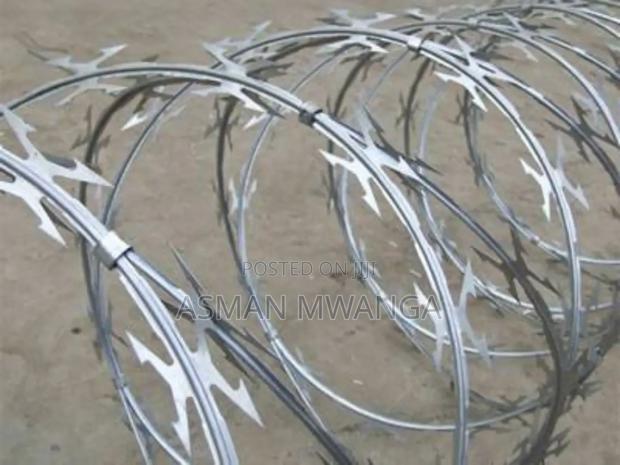 Sharp Gi Razor Wire 450mm Diameter 7.5m
