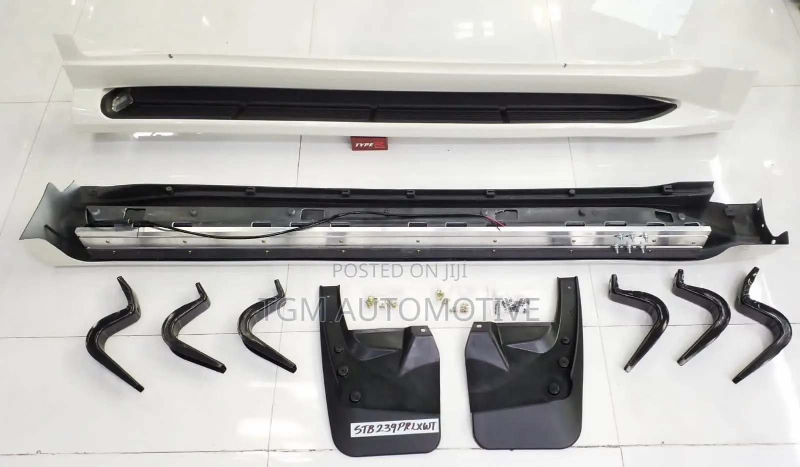 Side Step Prado Fj 150 2018 Lx Style With Led White