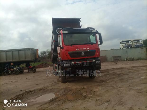 Howo Tx Tipper 336hp 2025 Red - thumbnail 4