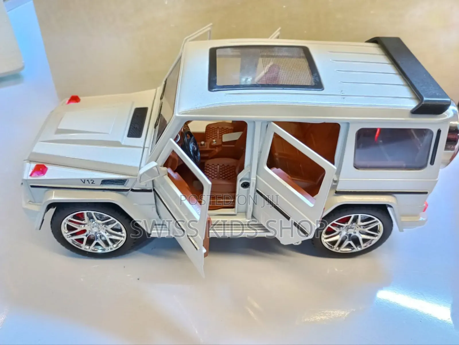 Mettalic Toy Car / Mercedes G Wagon Replica