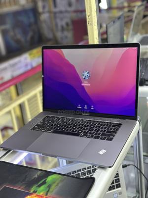 Laptop Apple MacBook Pro 2016 16GB Intel Core I7 SSD 500GB