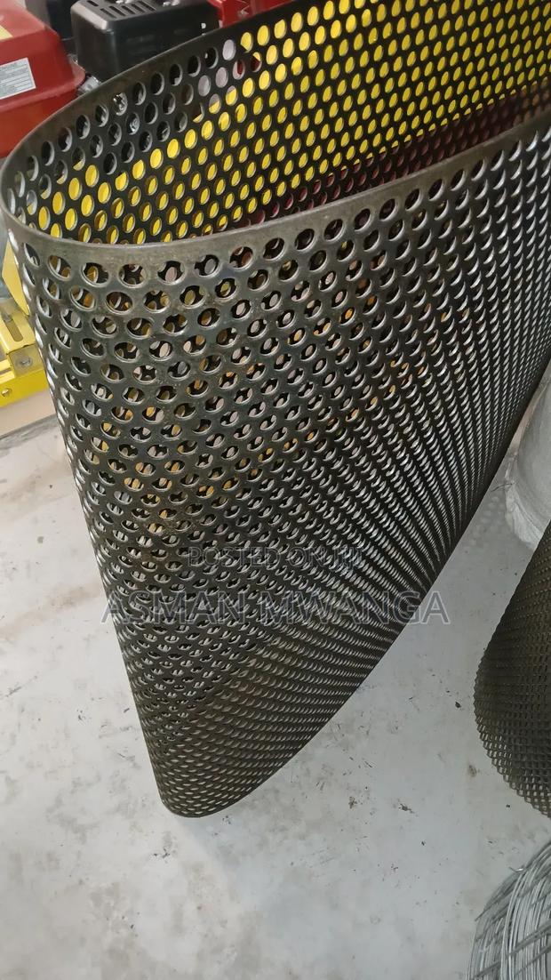 Ms Peforated Sheet 3mm Thickness 20mm Hole Size.