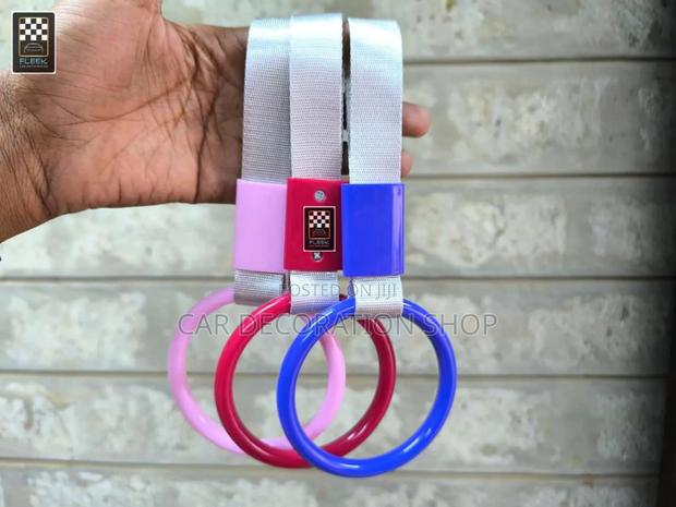 Round Plastic Tow Hook Decoration for Cars/Bikes
