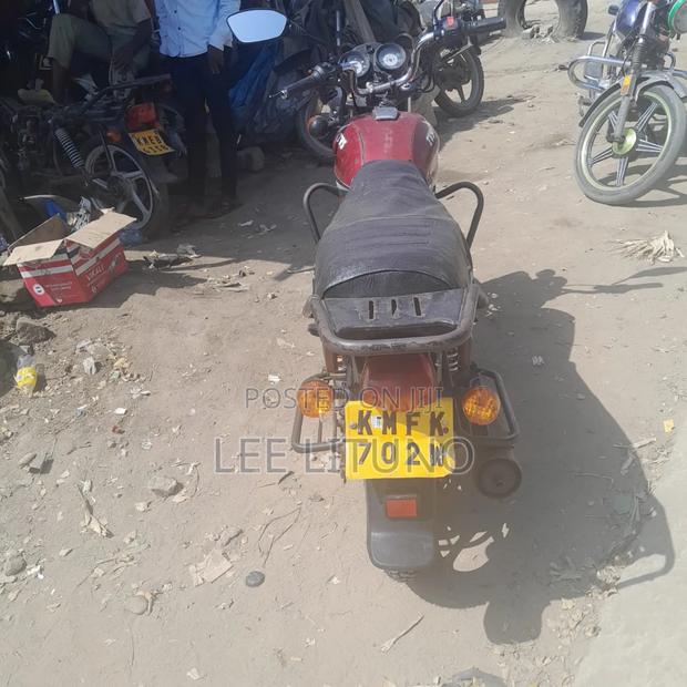 TVS HLX 125 2020 Black - thumbnail 3
