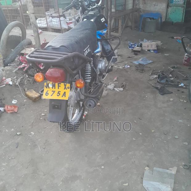 TVS HLX 125 2020 Black - thumbnail 4