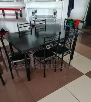 Dinning-Table - 6 - Sitter Black - Table