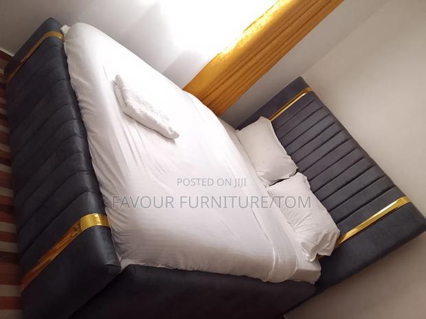 Tufted Chesterfield Beds 5x6 - thumbnail 3