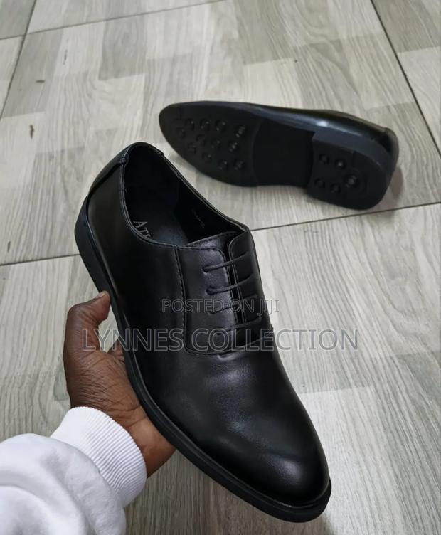 Plain Laced Official Men Shoes - thumbnail 4