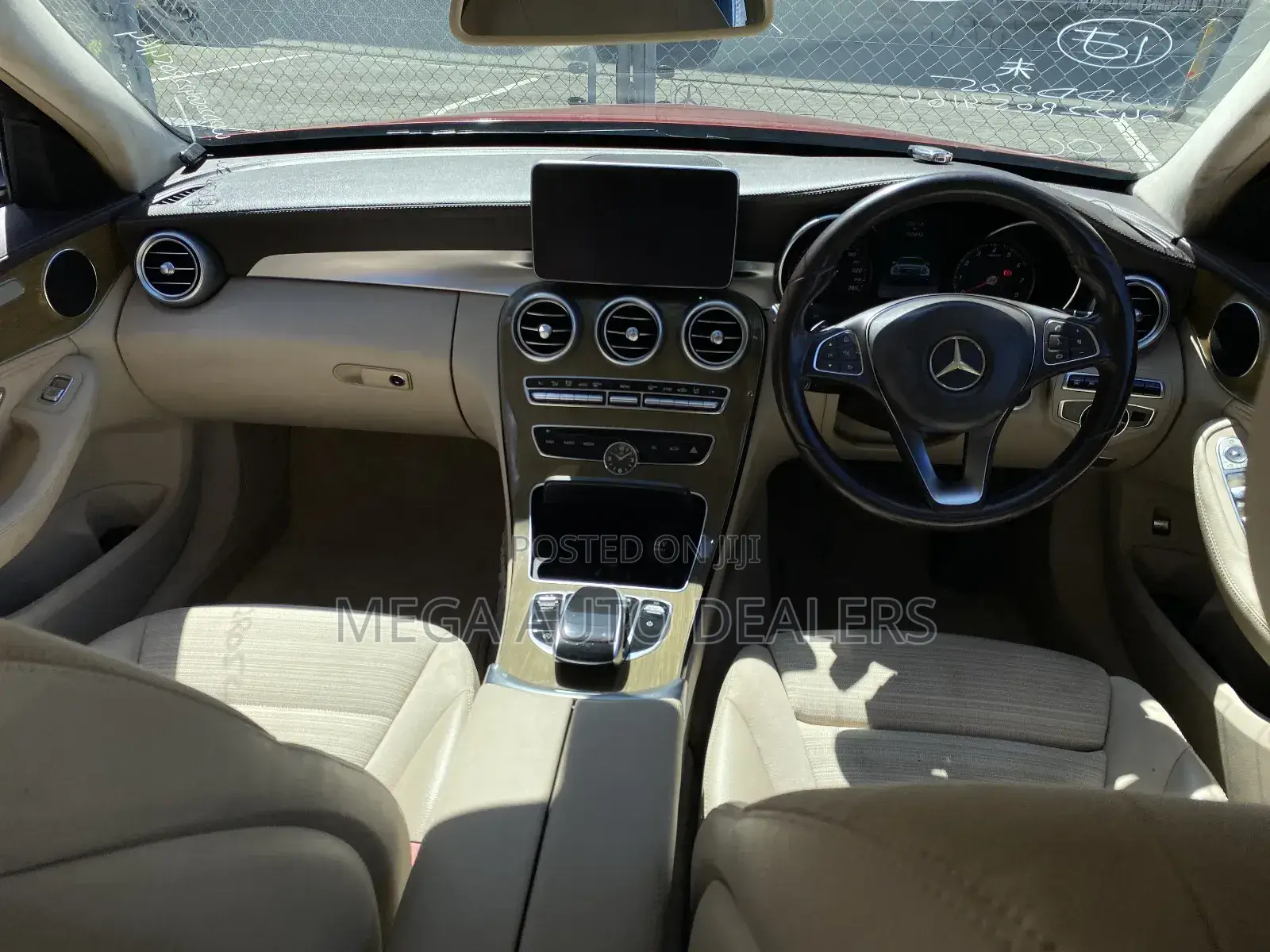 Mercedes-Benz C200 2018 Red
