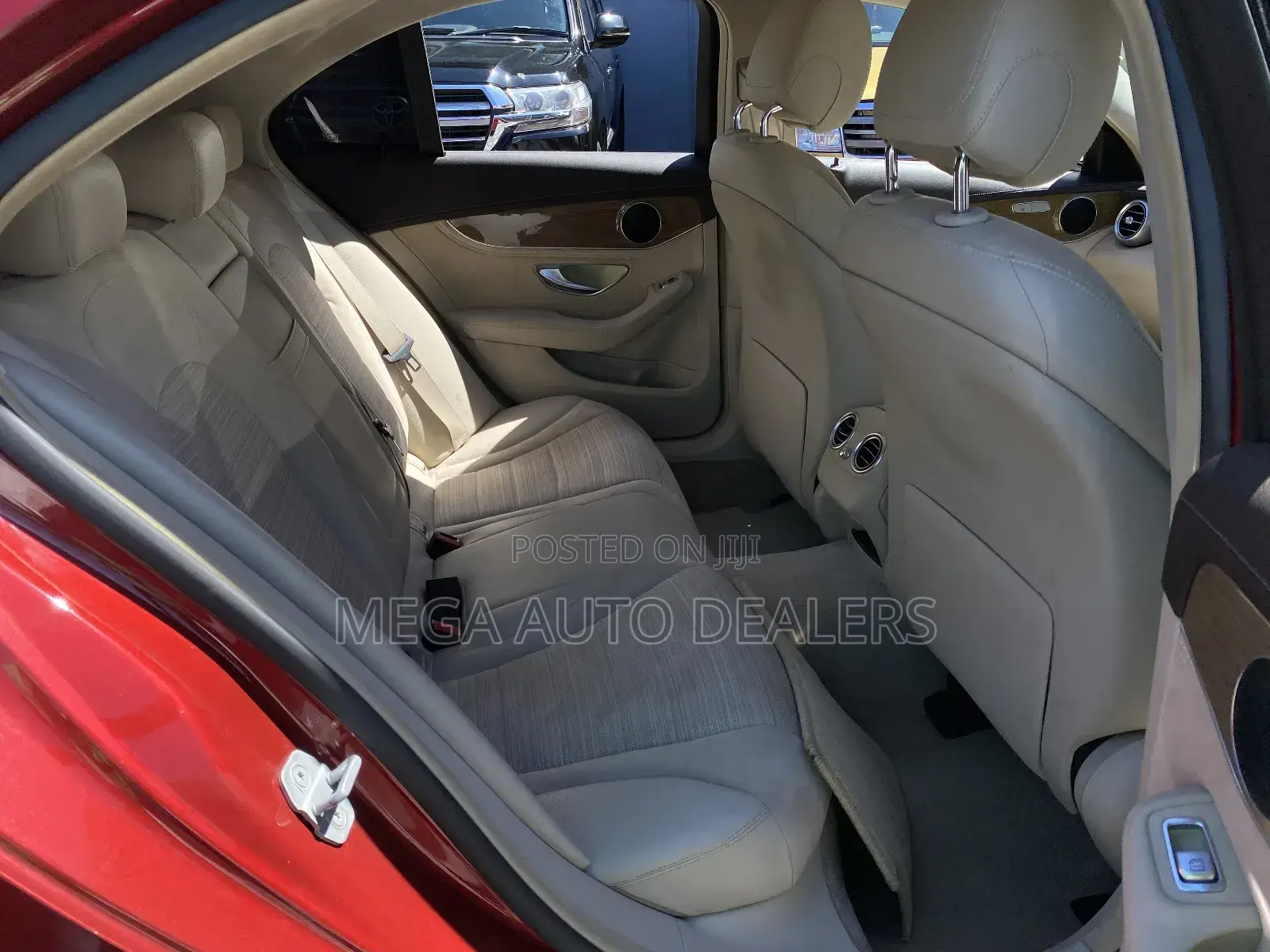 Mercedes-Benz C200 2018 Red