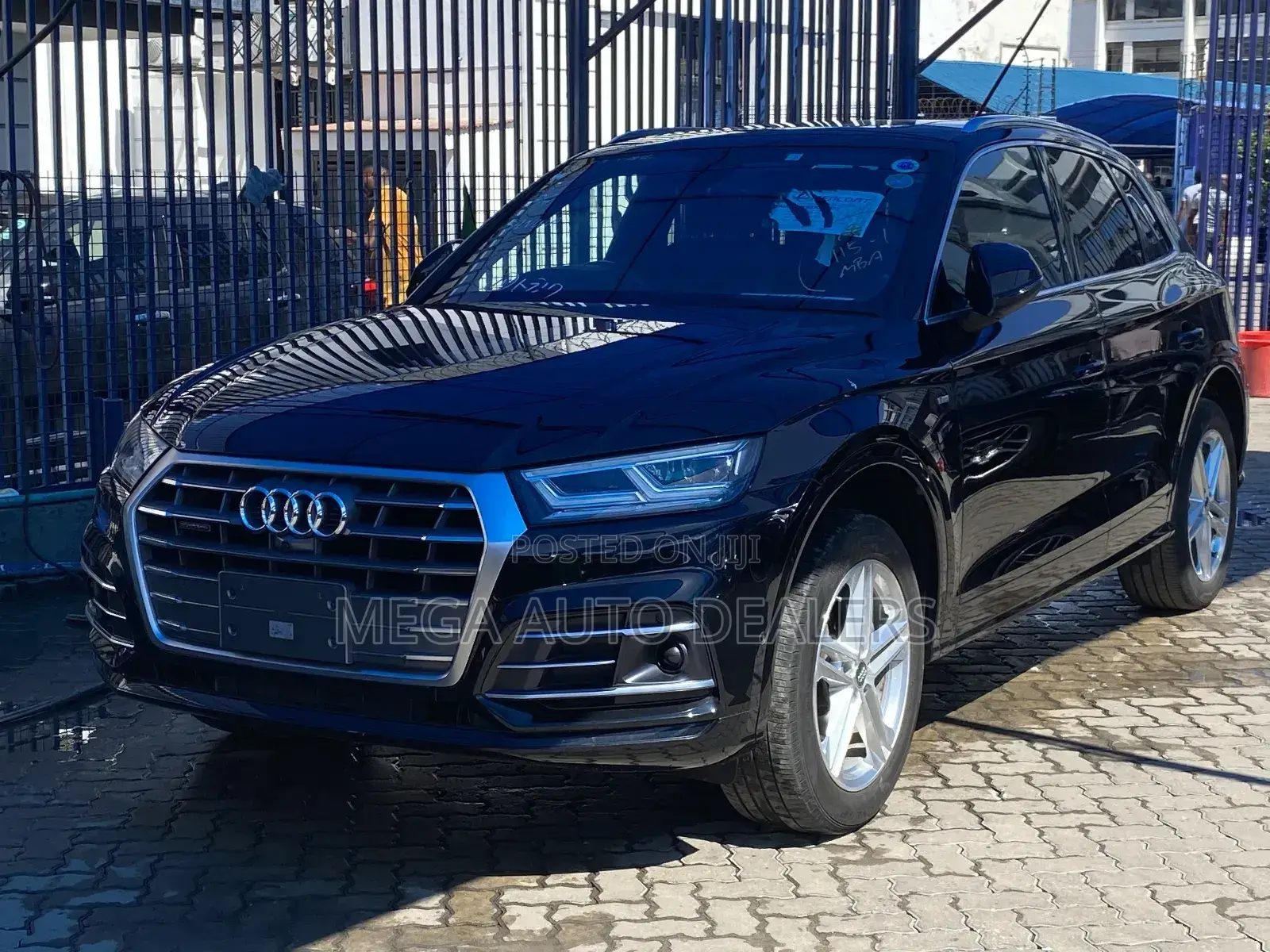 Audi Q5 2018 Black