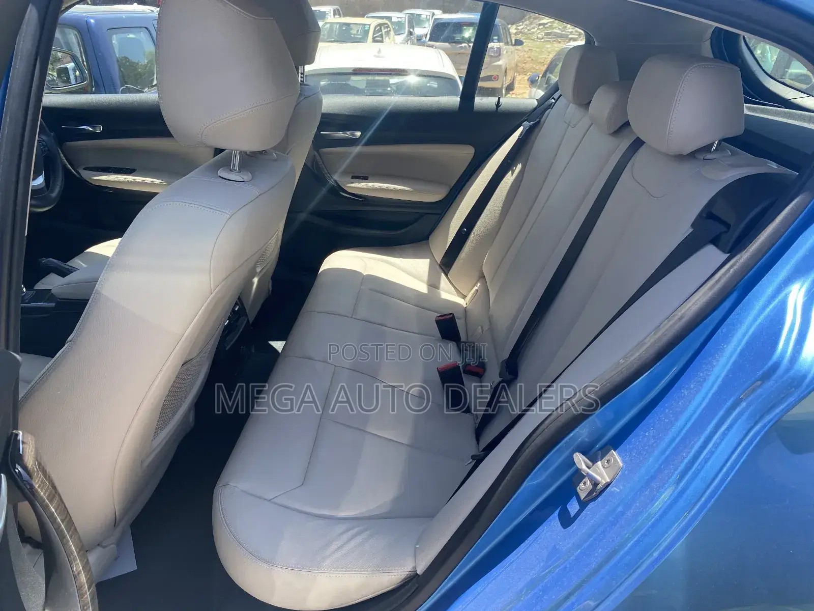 BMW 118i 2018 Teal