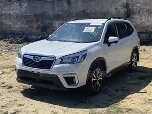 Subaru Forester 2018 White