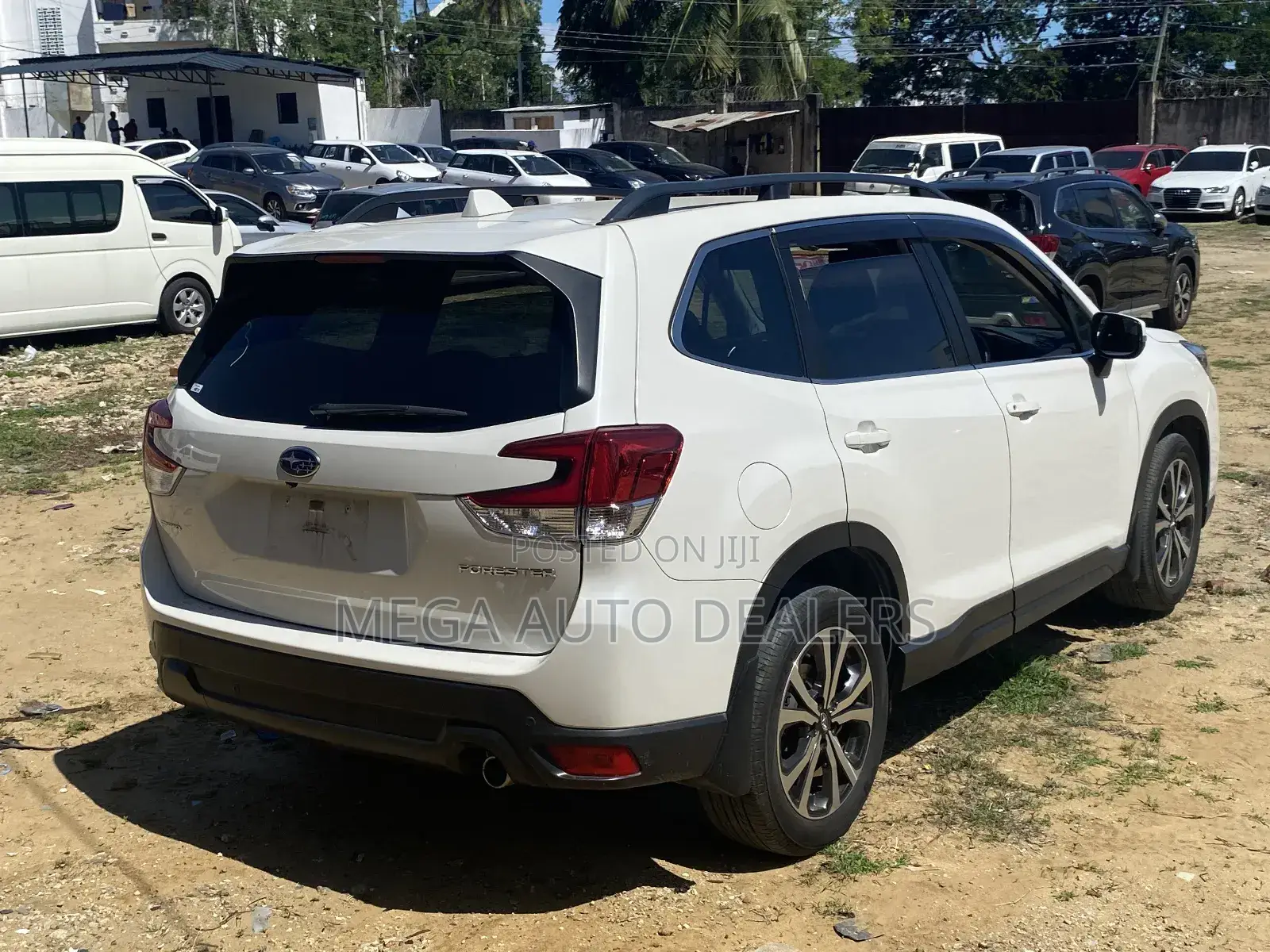 Subaru Forester 2018 White