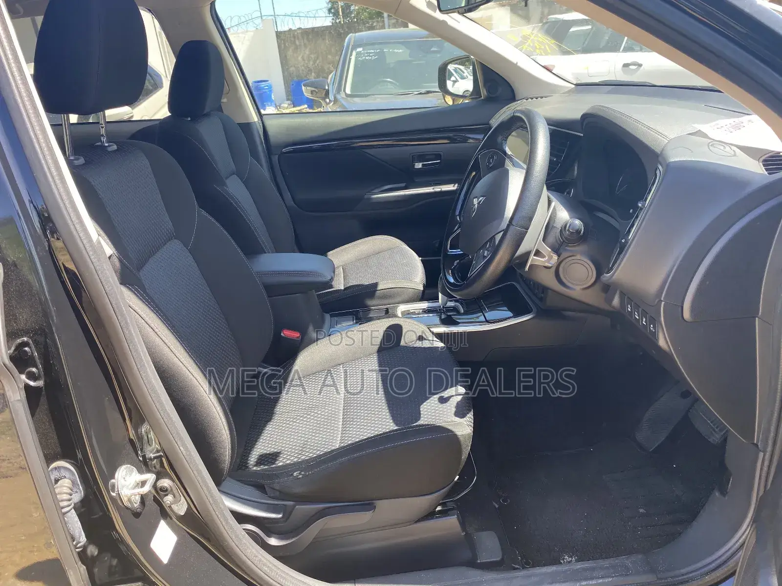 Mitsubishi Outlander 2018 Black