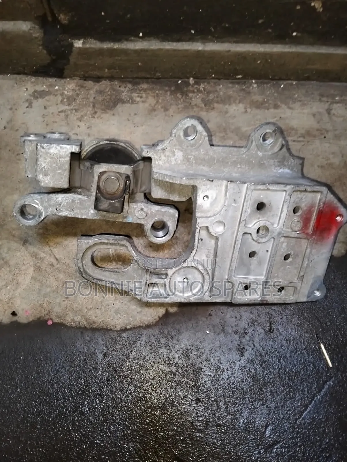 Nissan Dualis Gearbox Mounting