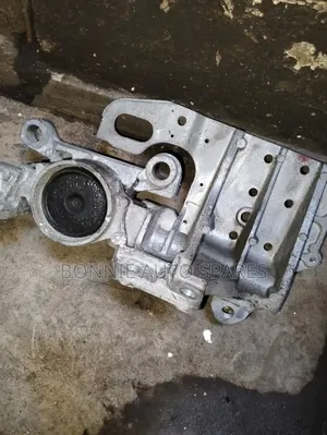 Nissan Dualis Gearbox Mounting