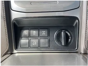 Toyota Land Cruiser Prado 2.8 2019 White