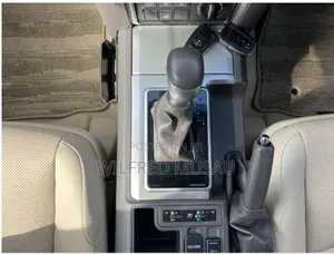 Toyota Land Cruiser Prado 2.8 2019 White
